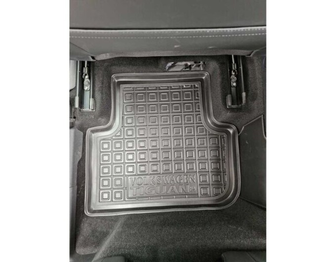 Автомобільні килимки в салон Volkswagen Tiguan 2024- (AVTO-Gumm), ціна: 1 716 грн.