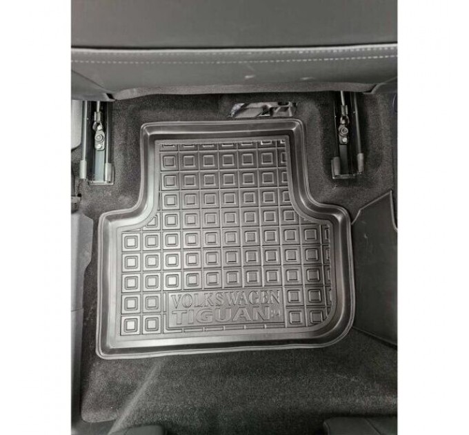 Автомобільні килимки в салон Volkswagen Tiguan 2024- (AVTO-Gumm), ціна: 1 652 грн.