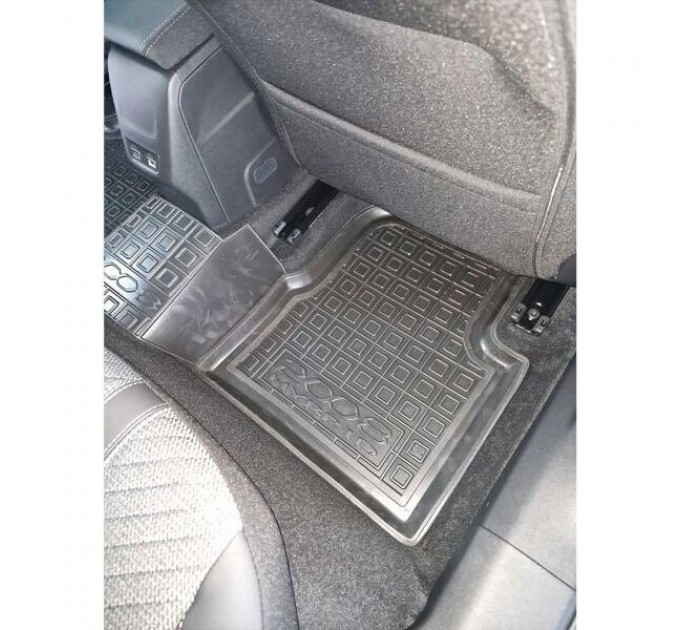 Автомобільні килимки в салон Peugeot 2008 2023- MHEV (AVTO-Gumm), ціна: 1 652 грн.