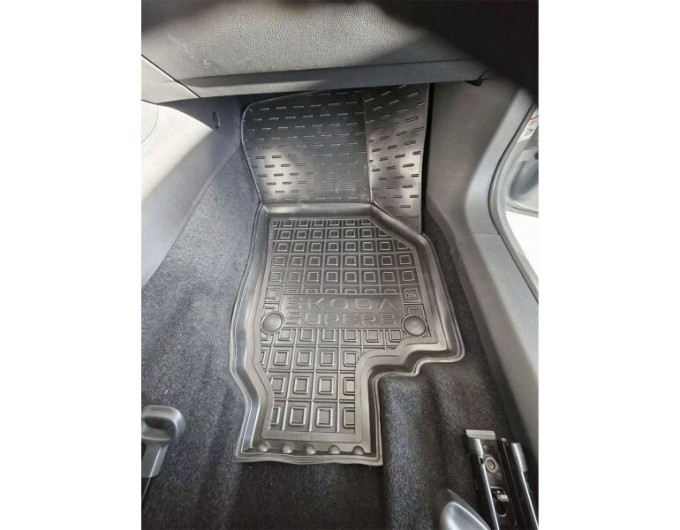 Автомобільні килимки в салон Skoda SuperB 2024- (AVTO-Gumm), ціна: 1 716 грн.