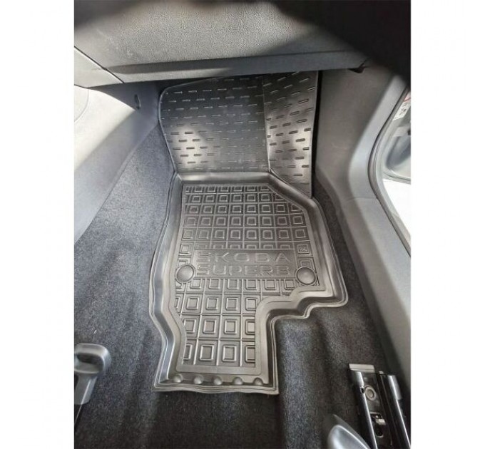 Автомобільні килимки в салон Skoda SuperB 2024- (AVTO-Gumm), ціна: 1 652 грн.