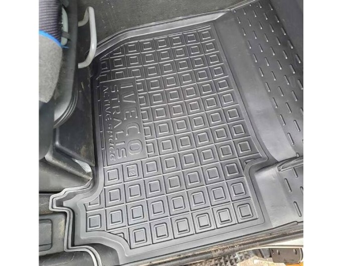 Автомобільні килимки в салон Iveco Stralis Active Space 2012-2016 (AVTO-Gumm), ціна: 1 778 грн.