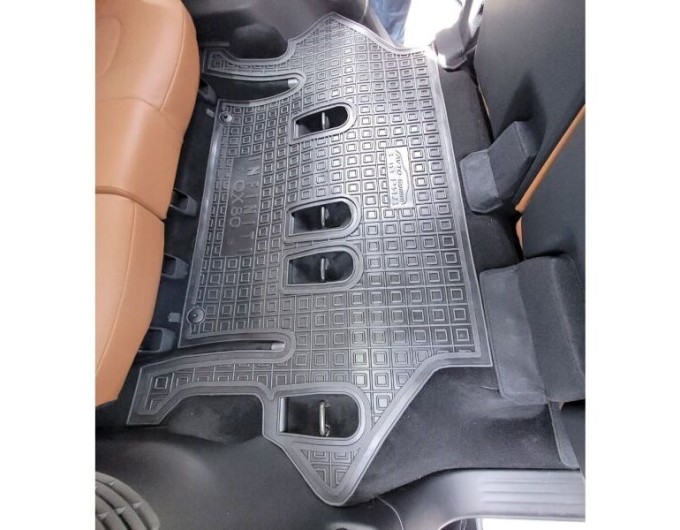 Автомобільні килимки в салон Infiniti QX80 2018- 7 мест (AVTO-Gumm), ціна: 2 608 грн.