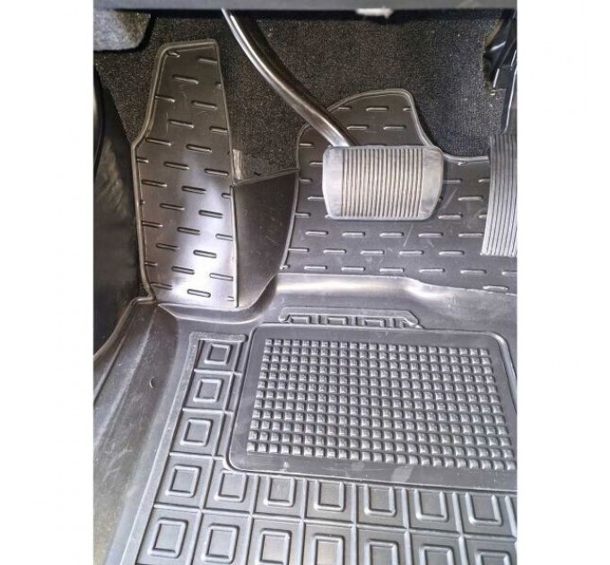 Автомобільні килимки в салон Dodge Durango 3 2010- (7 мест) (AVTO-Gumm), ціна: 2 533 грн.