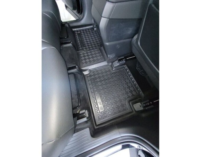 Автомобільні килимки в салон Hyundai Santa Fe 2024- (AVTO-Gumm), ціна: 1 716 грн.