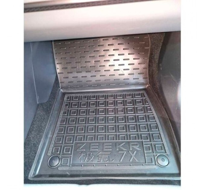 Автомобільні килимки в салон Zeekr 7X 2024- (AVTO-Gumm), ціна: 1 652 грн.