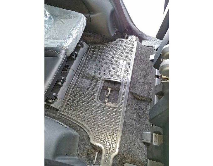 Автомобільні килимки в салон Dodge Durango 3 2010- (7 мест) (AVTO-Gumm), ціна: 2 608 грн.