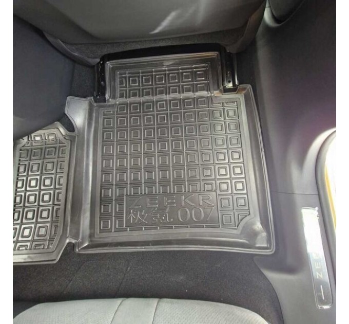 Автомобільні килимки в салон Zeekr 007 2024- (AVTO-Gumm), ціна: 1 652 грн.