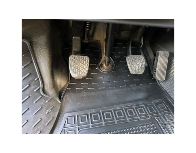 Автомобільні килимки в салон Mercedes Vito (W638) 1996- (AVTO-Gumm), ціна: 1 312 грн.