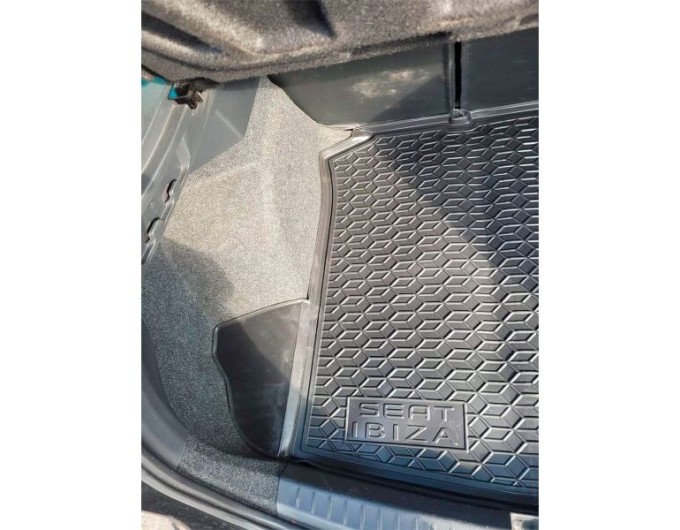 Автомобильный коврик в багажник Seat Ibiza (6J) 2008- Universal (AVTO-Gumm), цена: 1 182 грн.