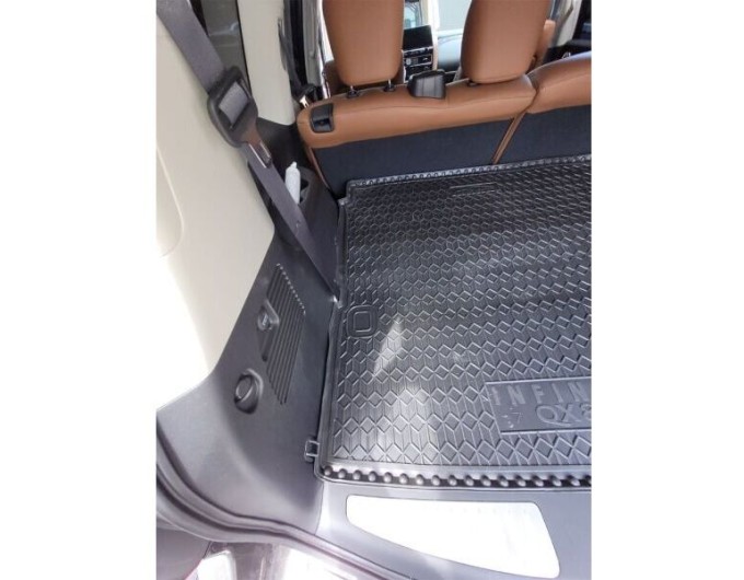 Автомобильный коврик в багажник Infiniti QX80 2018- 7 мест (AVTO-Gumm), цена: 1 182 грн.