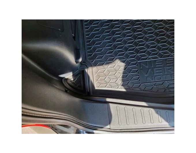 Автомобильный коврик в багажник Nissan Versa Note 2013-2019 (AVTO-Gumm), цена: 1 182 грн.