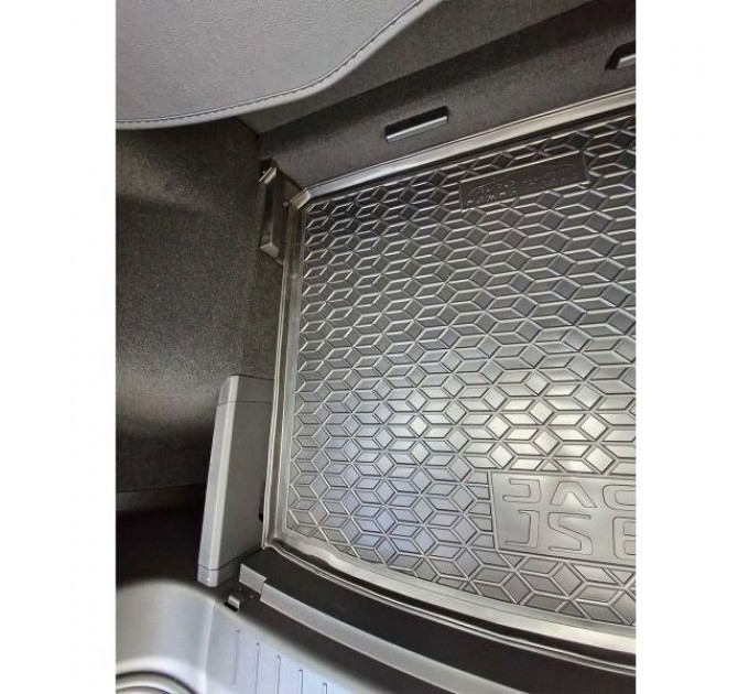 Автомобільний килимок в багажник JAC JS6 2025- Нижня поличка (AVTO-Gumm), ціна: 1 093 грн.