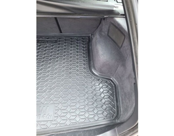 Автомобильный коврик в багажник BMW 3 (E46) 1998-2006 Universal (AVTO-Gumm), цена: 1 182 грн.