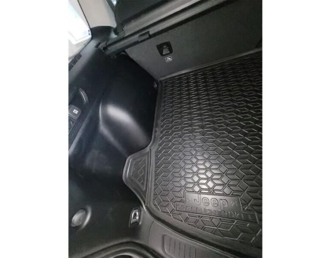 Автомобильный коврик в багажник Jeep Grand Cherokee (WL) 2021- 5 мест (AVTO-Gumm), цена: 1 182 грн.