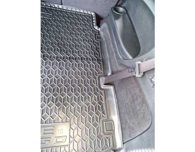 Автомобильный коврик в багажник Dodge Durango 3 2010- (AVTO-Gumm), цена: 1 182 грн.