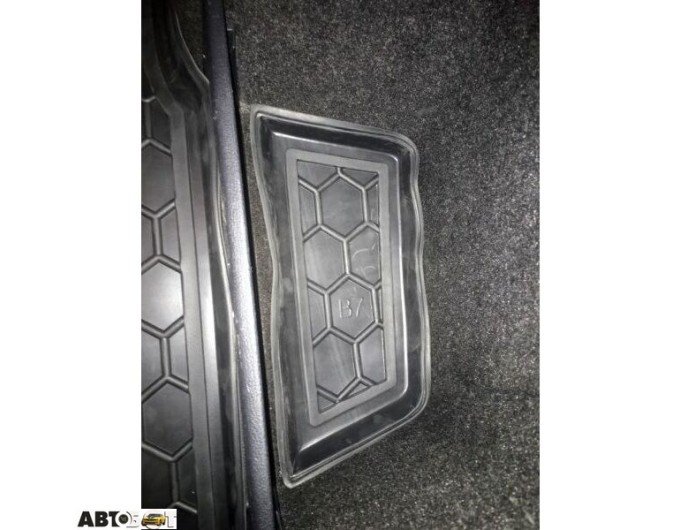 Автомобільний килимок в багажник Volkswagen Passat B6/B7 05-/11- (Universal) (Avto-Gumm), ціна: 1 182 грн.