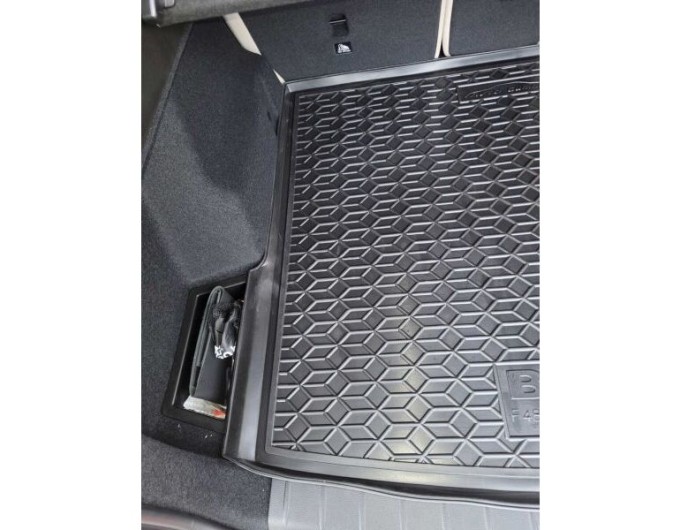 Автомобільний килимок в багажник BMW X1 (F48) 2015-2022 (AVTO-Gumm), ціна: 1 182 грн.