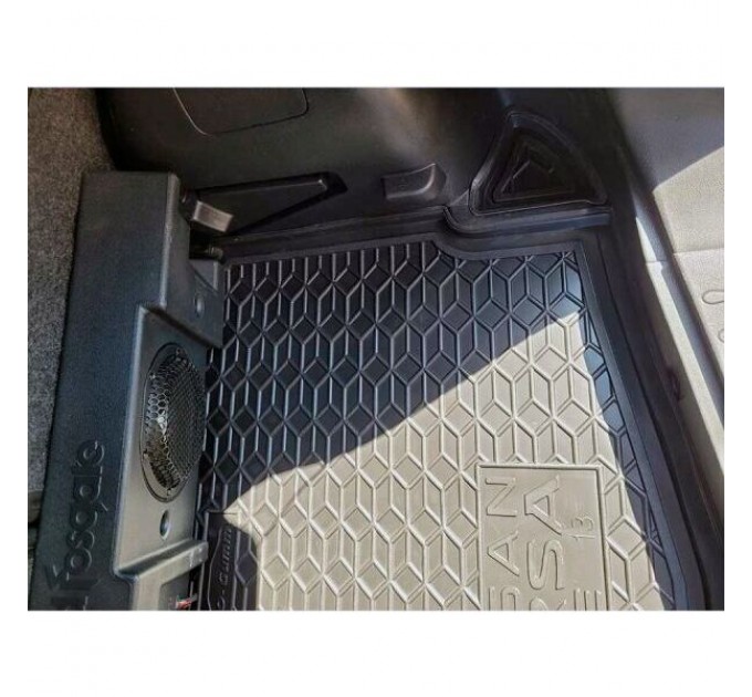 Автомобильный коврик в багажник Nissan Versa Note 2013-2019 (AVTO-Gumm), цена: 824 грн.