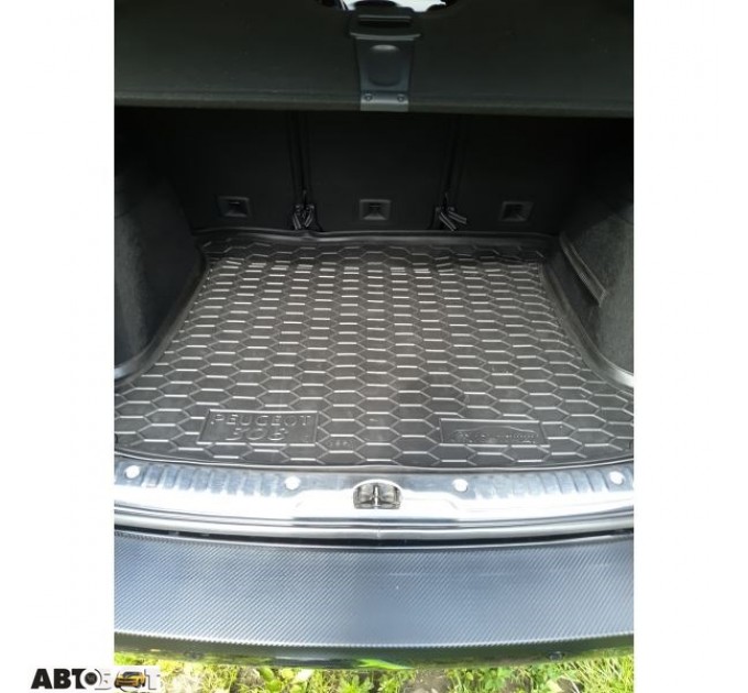 Автомобильный коврик в багажник Peugeot 308 2008- Universal (5 мест) (Avto-Gumm), цена: 824 грн.