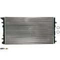 Радіатор системи охолодження двигуна Nissens NIS 65228, ціна: 4 158 грн.