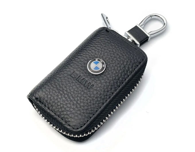 Ключница автомобильная для ключей с логотипом BMW, цена: 355 грн.