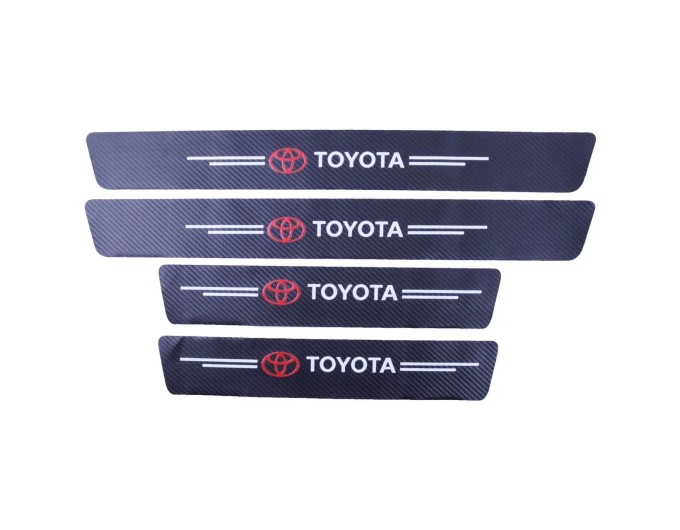 Защитная пленка на пороги автомобиля Toyota Samurai Карбон 4D, цена: 295 грн.