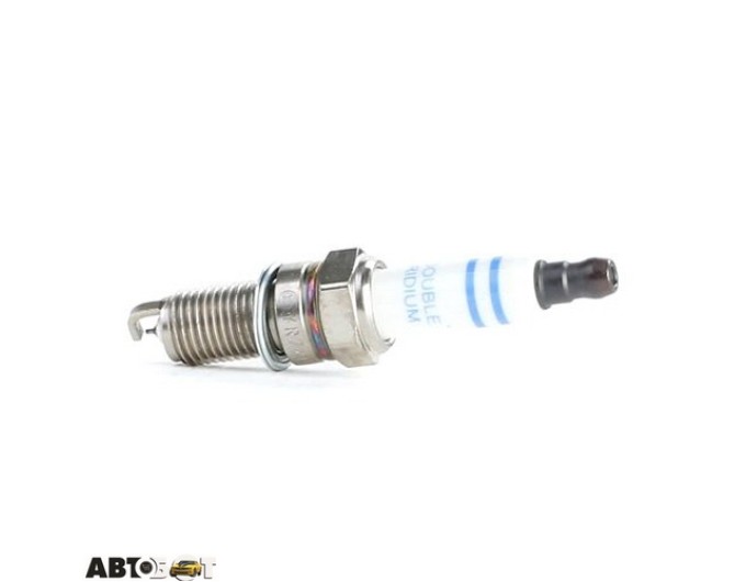 Свеча зажигания Bosch 0 242 135 563, цена: 731 грн.