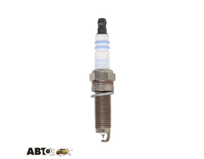 Свеча зажигания Bosch 0 242 135 557, цена: 1 101 грн.