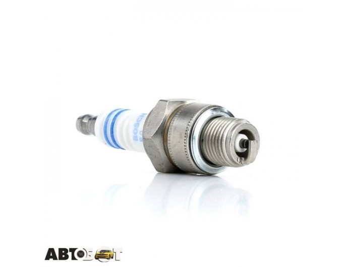 Свеча зажигания Bosch 0 241 235 607, цена: 128 грн.