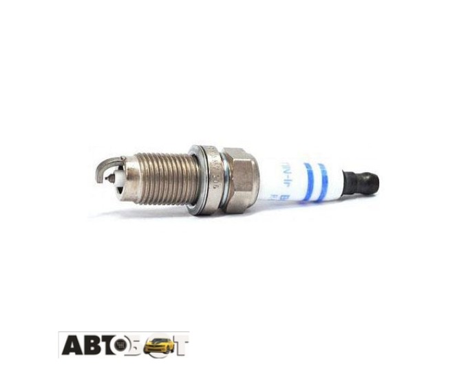 Свеча зажигания Bosch BO 0242240665, цена: 799 грн.